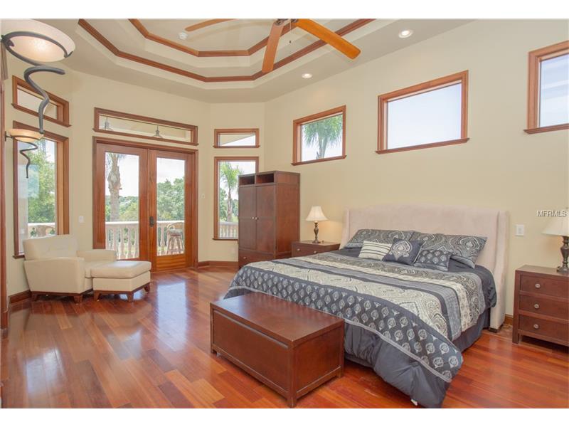 929 BUTCH CASSIDY LANE, Eustis, FL 32726
