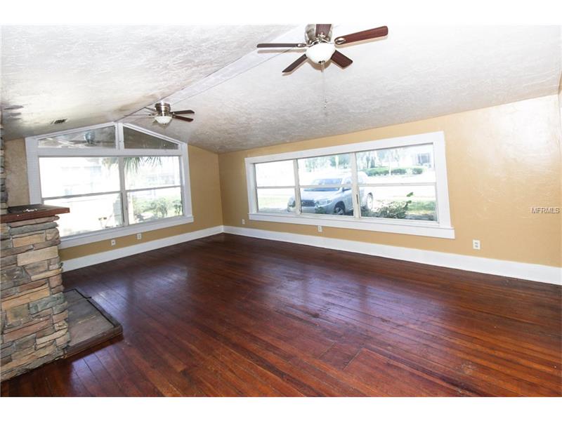 912 E ORANGE AVENUE, Eustis, FL 32726