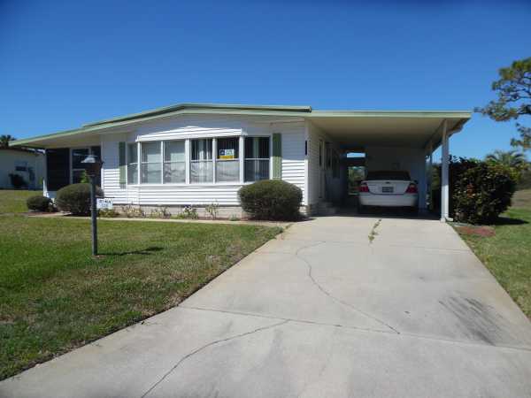 Sunlake Estates1110 LAKE DRIVEGrand Island, FL 32735
