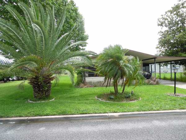Sunlake Estates2453 LOWER RED LAKE LANEGrand Island, FL 32735