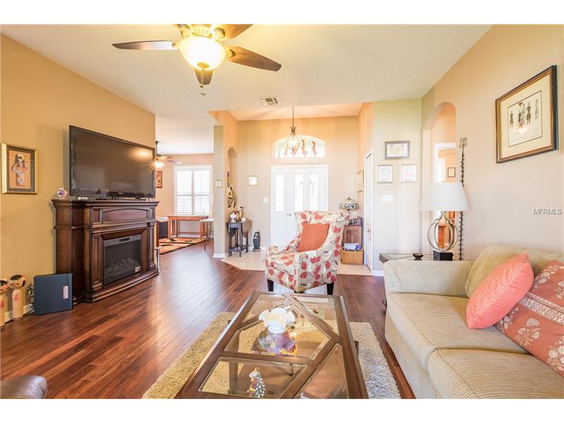 36314 CAVALIER COURT, Grand Island, FL 32735