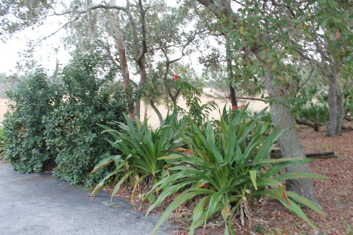 2666 HOWLAND Boulevard, Deltona, FL 32738