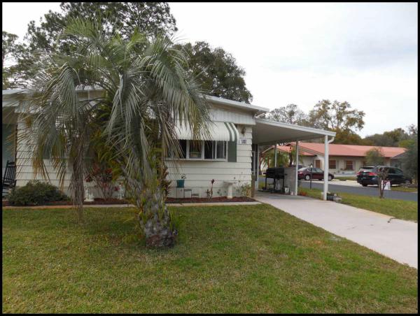 Lake Helen Villa101 HickoryLake Helen, FL 32744