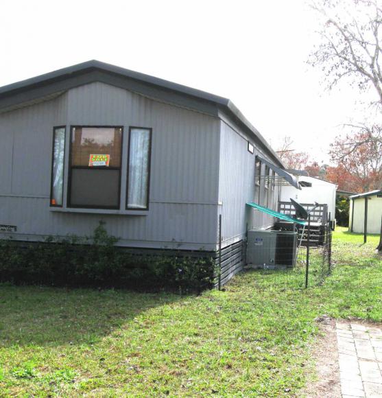 PinewoodVillage Mobile Home Park28 Jasmine PlMims, FL 32754