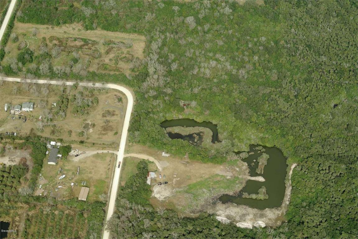 3305 Hammock Road, Mims, FL 32754