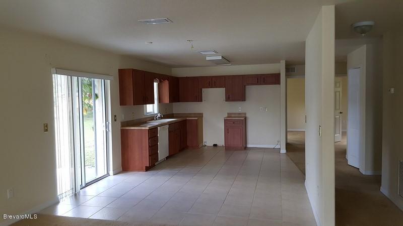 2665 Pineapple Avenue, Mims, FL 32754