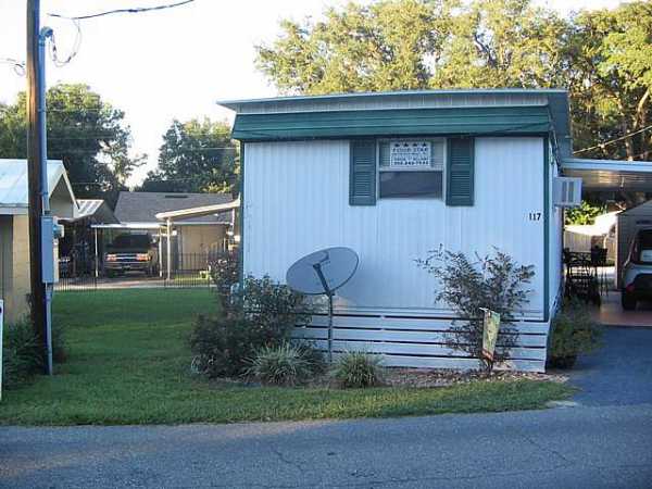 Lake Saunders Mobile Home Park 4301 North Highway 19AMount Dora, FL 32757