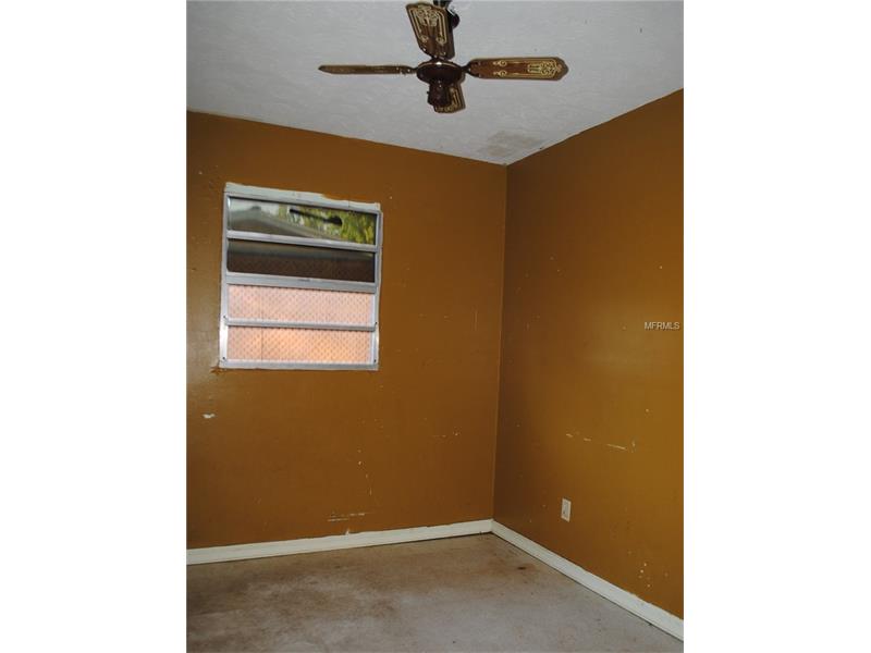 890Emerald Dr, Mount Dora, FL 32757
