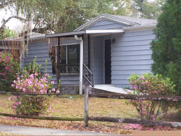 Country Village699 Pineview DrOrange City, FL 32763