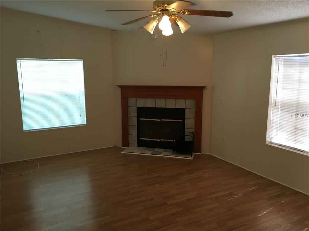 680 Pell Rd, Osteen, FL 32764