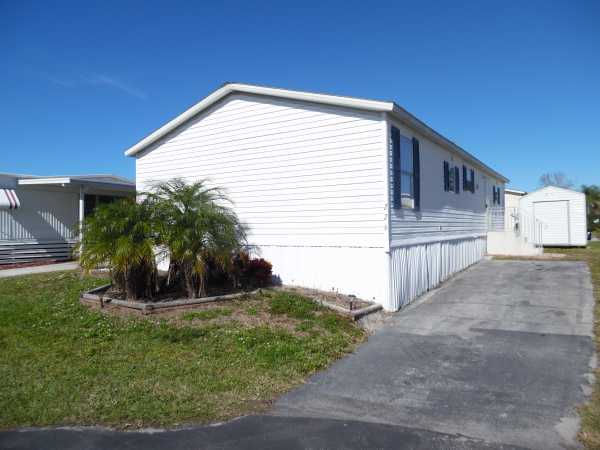Carriage Cove 226 Red Coach CourtSanford, FL 32773