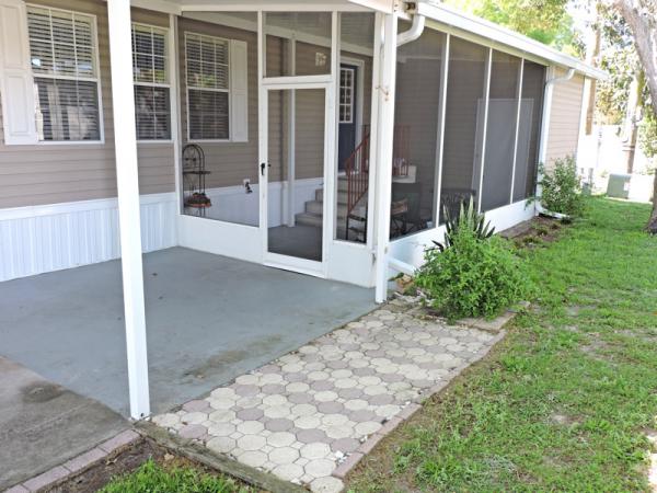 Oak Springs Mobile Home Community 171 Hillsborough Dr.Sorrento, FL 32776