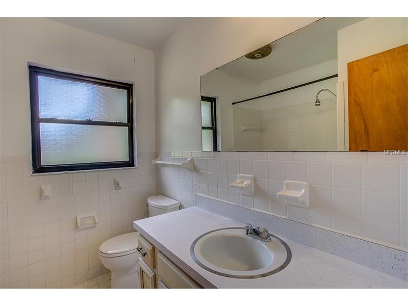 27736 LISA DRIVE, Tavares, FL 32778