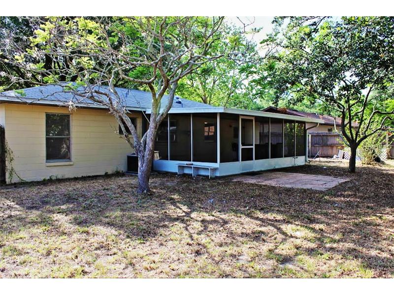 1341 CEDAR AVENUE, Tavares, FL 32778