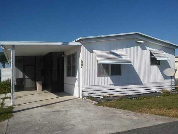 Holiday Mobile Home Park20C Douglas DriveTavares, FL 32778