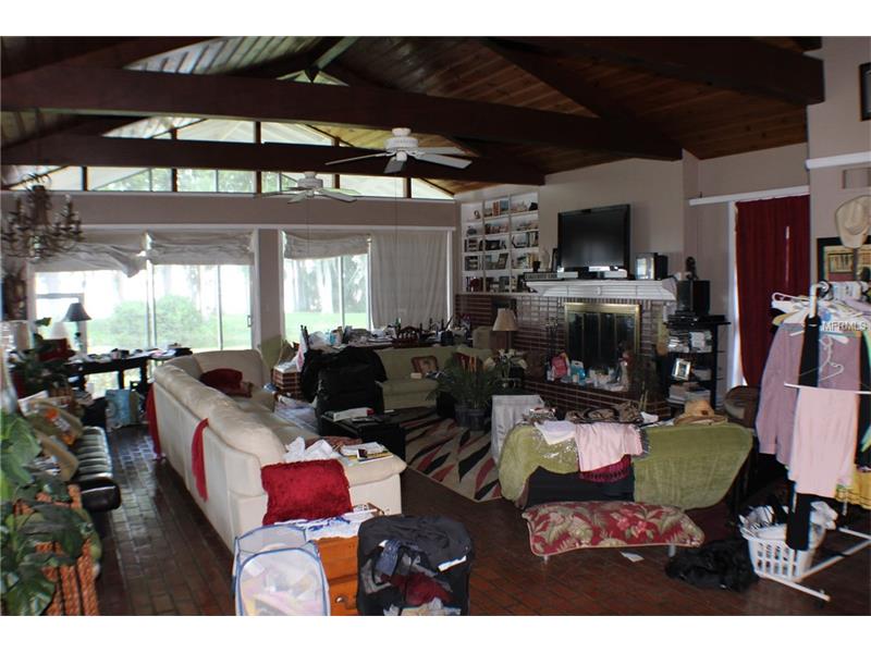 1319 LAKE SHORE BLVD, Tavares, FL 32778