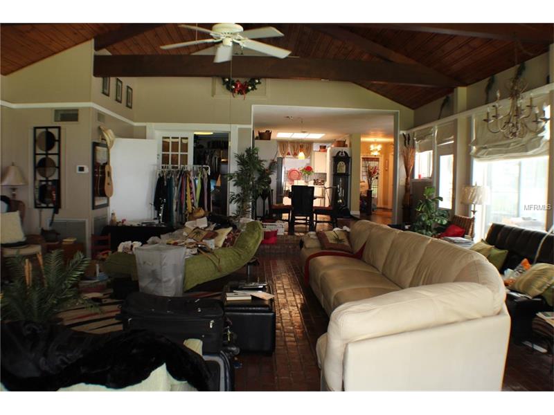 1319 LAKE SHORE BLVD, Tavares, FL 32778
