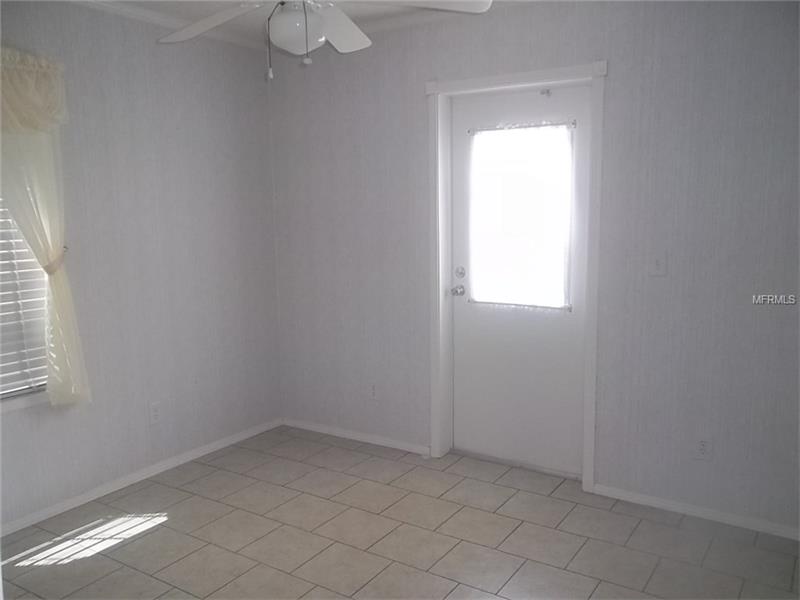 2322 VINDALE ROAD, Tavares, FL 32778