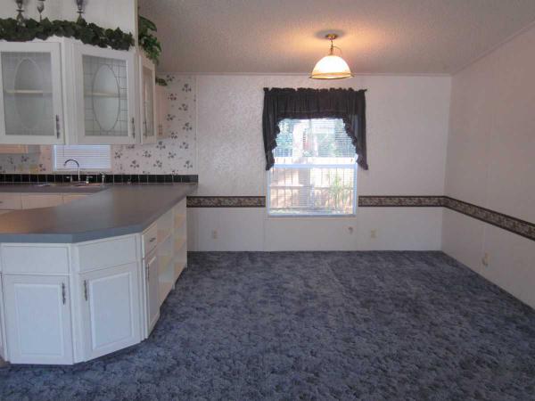 117 North Bay Street ,FL, Tavares, 32778