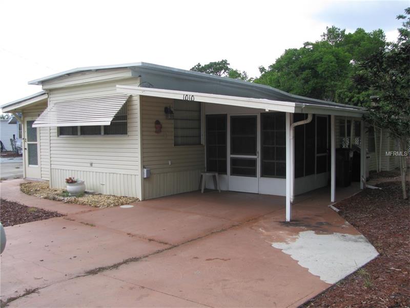 1010 OAKLAND CIRCLE, Tavares, FL 32778