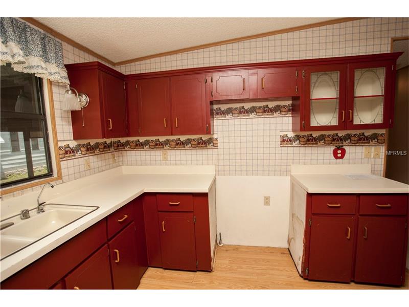 2820 WEKIVA ROAD, Tavares, FL 32778