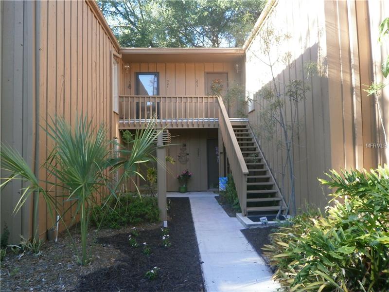 221 CROWN OAKS WAY, Longwood, FL 32779