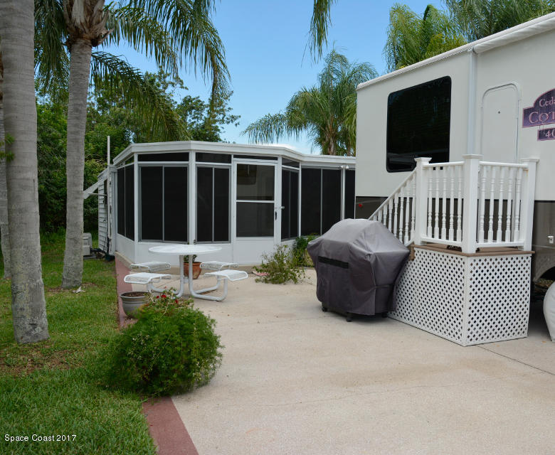 149 Plantation Dr, Titusville, FL 32780
