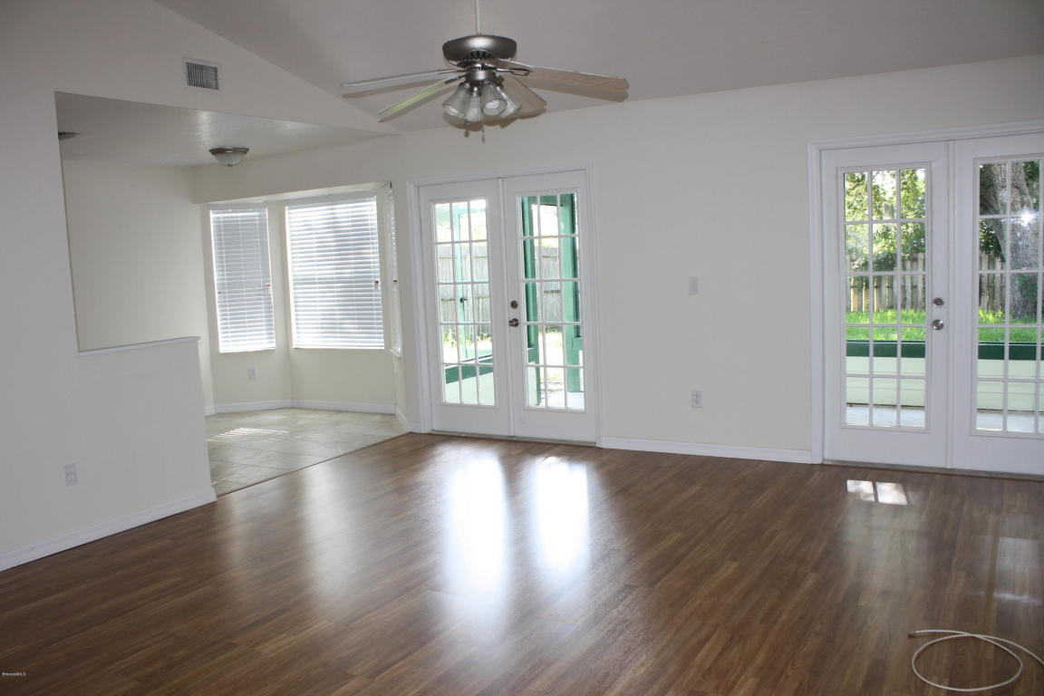 2500 St Paul'S Drive, Titusville, FL 32780