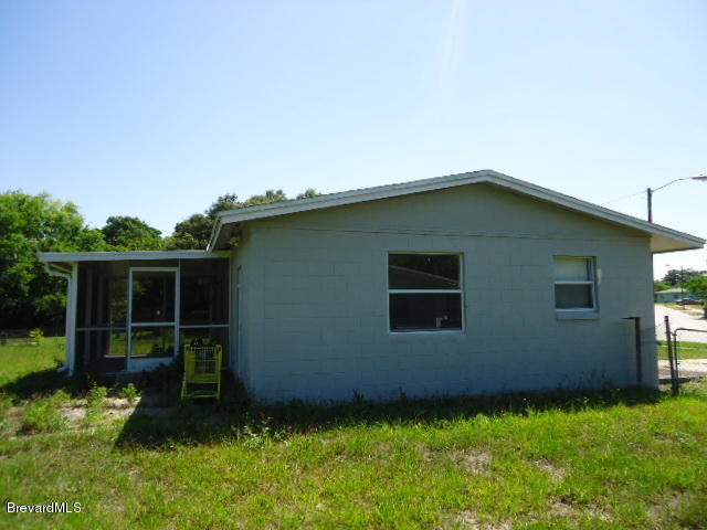 2225 White Sands Drive, Titusville, FL 32780