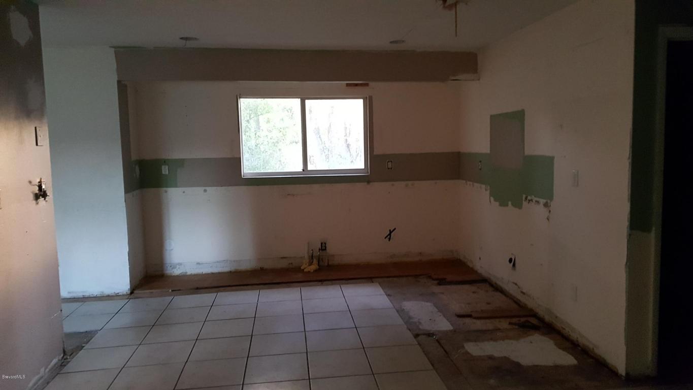 4000 Thor Avenue, Titusville, FL 32780