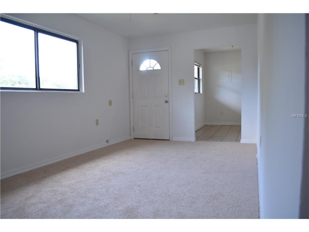37545 Washington Ave, Umatilla, FL 32784