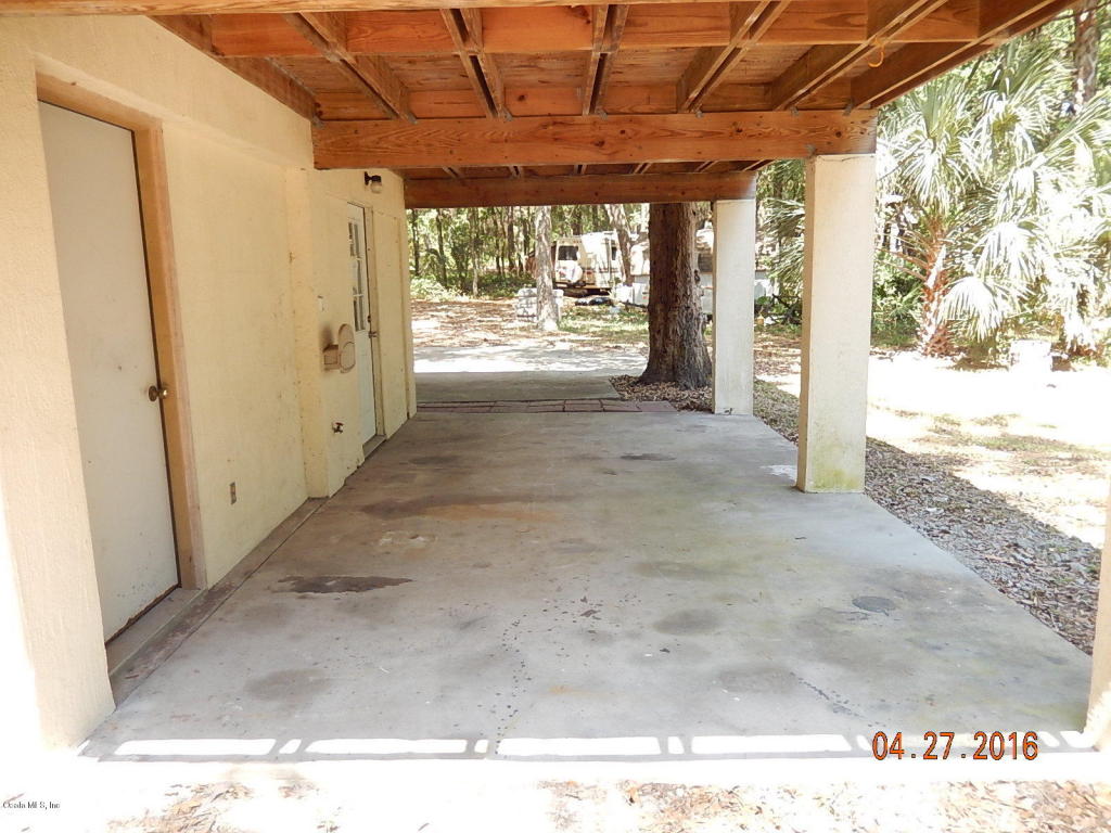 17375 SE 283 Avenue, Umatilla, FL 32784