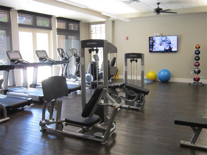 940 W CANTON AVENUE, Winter Park, FL 32789