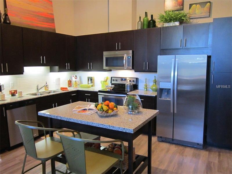 940 W CANTON AVENUE, Winter Park, FL 32789