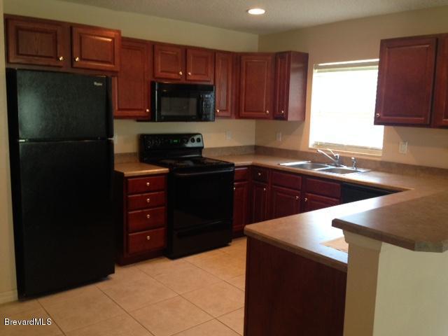 40 W Towne Place, Titusville, FL 32796