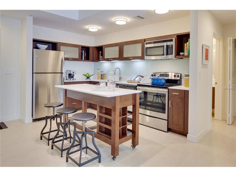 899 ORANGE AVE, Orlando, FL 32801