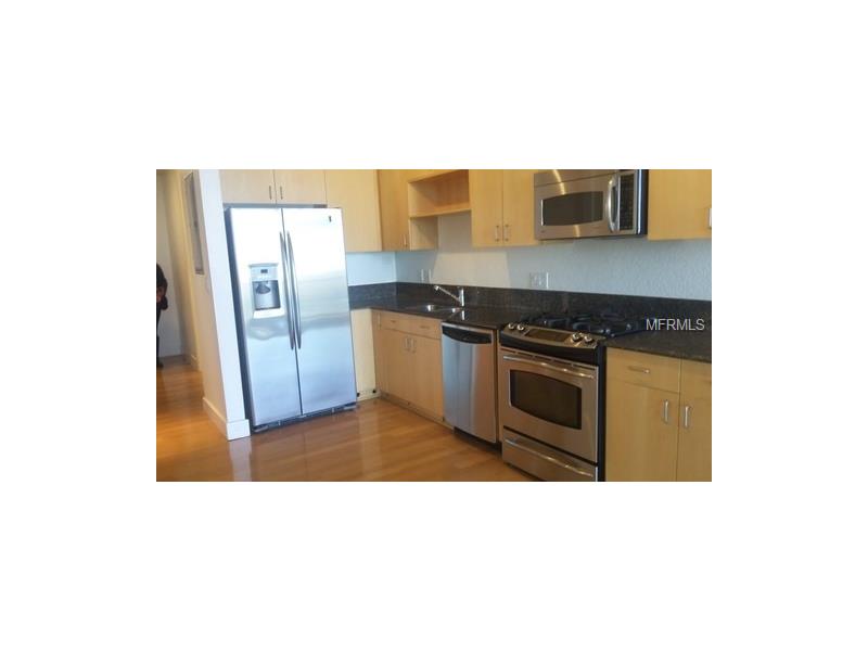 150 E ROBINSON STREET, Orlando, FL 32801