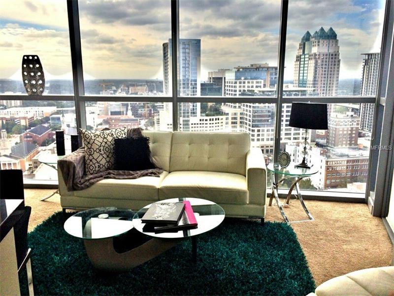 111 E WASHINGTON STREET, Orlando, FL 32801