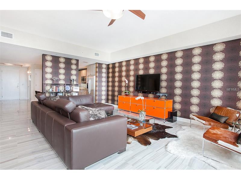 100 S EOLA DRIVE, Orlando, FL 32801