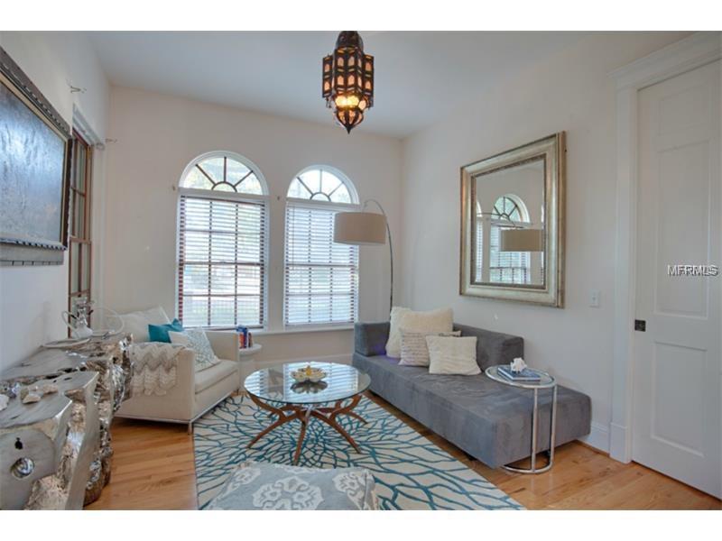 533 LAKE AVENUE, Orlando, FL 32801