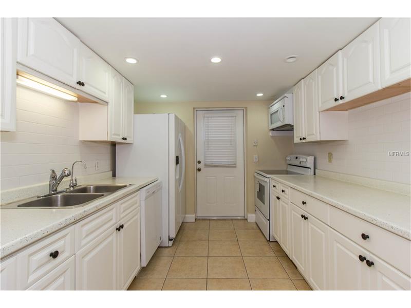 2002 E HARDING STREET, Orlando, FL 32806