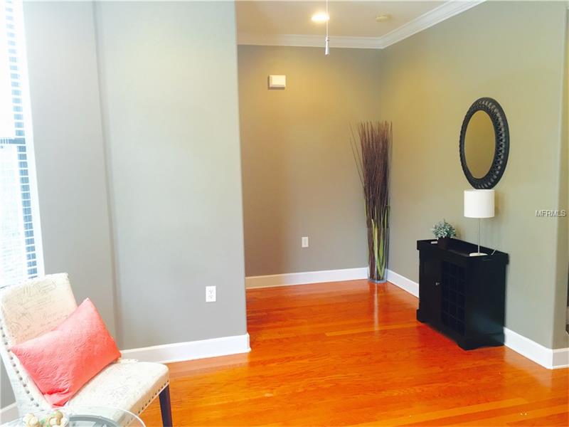 564 COPLEY LANE, Orlando, FL 32806