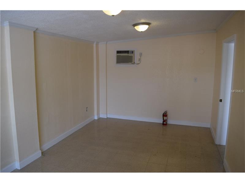 1433 N PINE HILLS ROAD, Orlando, FL 32808