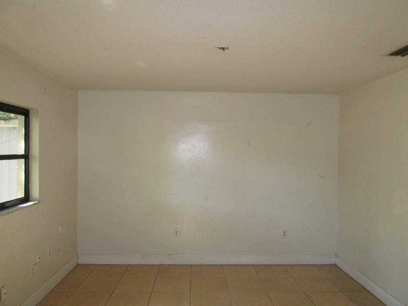 2623 Castle Oak Ave, Orlando, FL 32808
