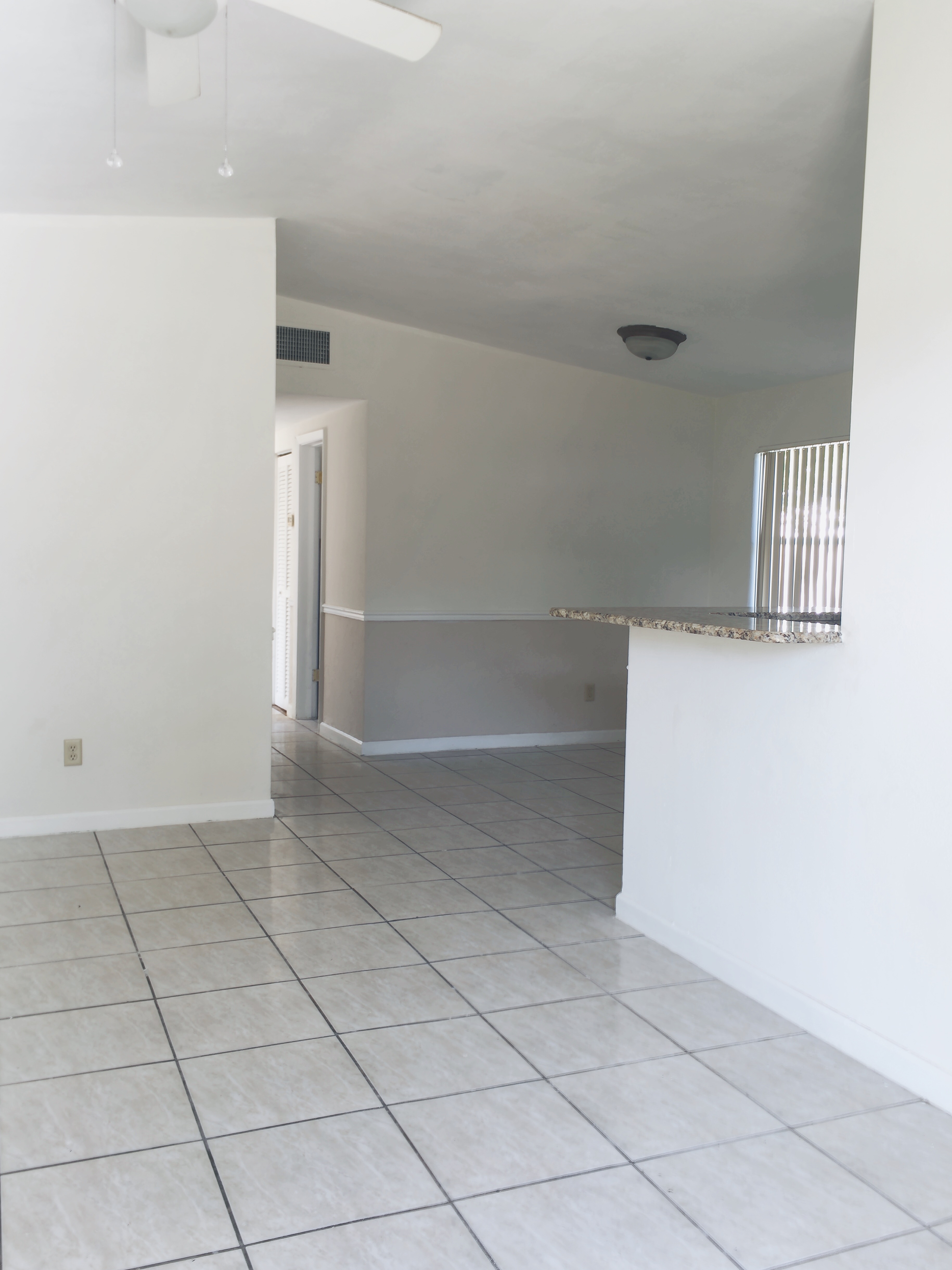1124 HAWKES AV, Orlando, FL 32809
