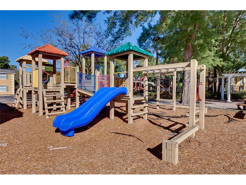 7662 FOREST CITY ROAD, Orlando, FL 32810