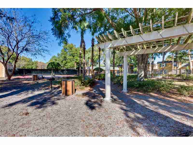 7662 FOREST CITY ROAD, Orlando, FL 32810