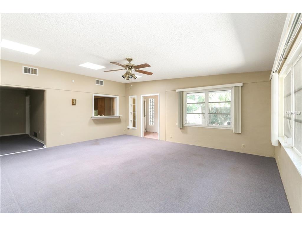 5796 Valerian Blvd, Orlando, FL 32819