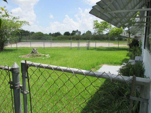 Starlight Ranch - Orlando2914 Stallion CourtOrlando, FL 32822