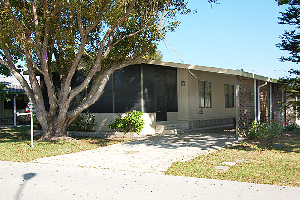 Fairways Country Club14421 Pine Valley Rd.Orlando, FL 32826